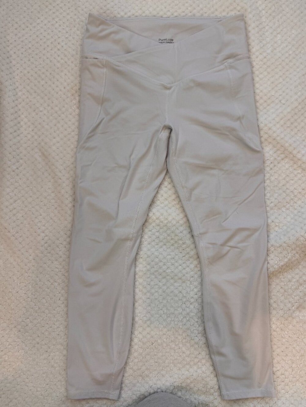 Fabletics Oasis PureLuxe Crossover 7/8 Leggings Soft Grey Size M